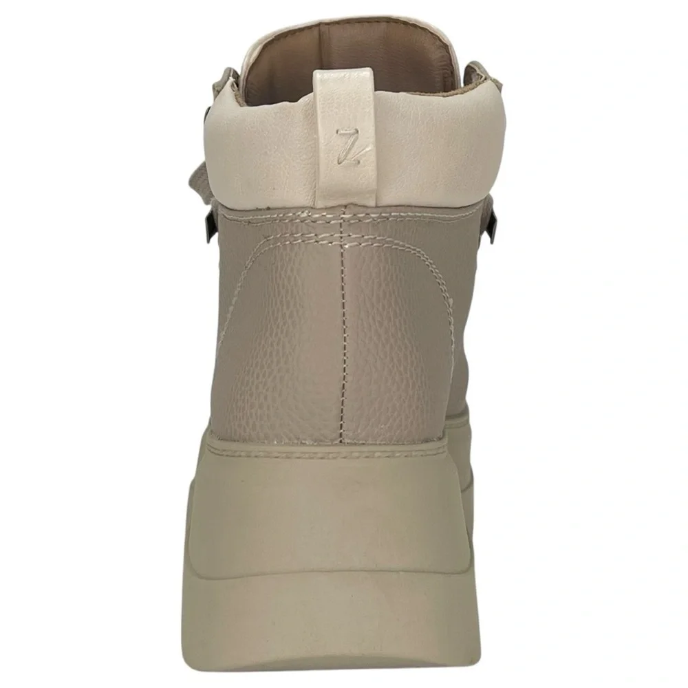 Zodiac Billie Tan Pebbled Faux Leather Lug Sole Womens Sneakers Size 8M - Picture 3 of 11